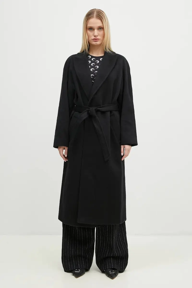 A.P.C cappotto in lana Manteau Floriane colore nero WOAQZ-F01544