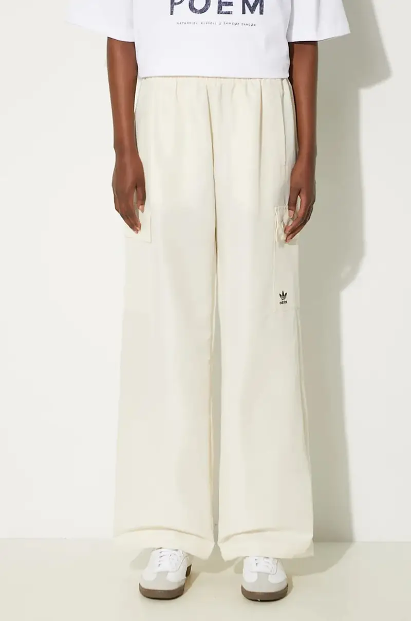 adidas Originals pantaloni Essentials Woven Cargo donna colore beige IX9970