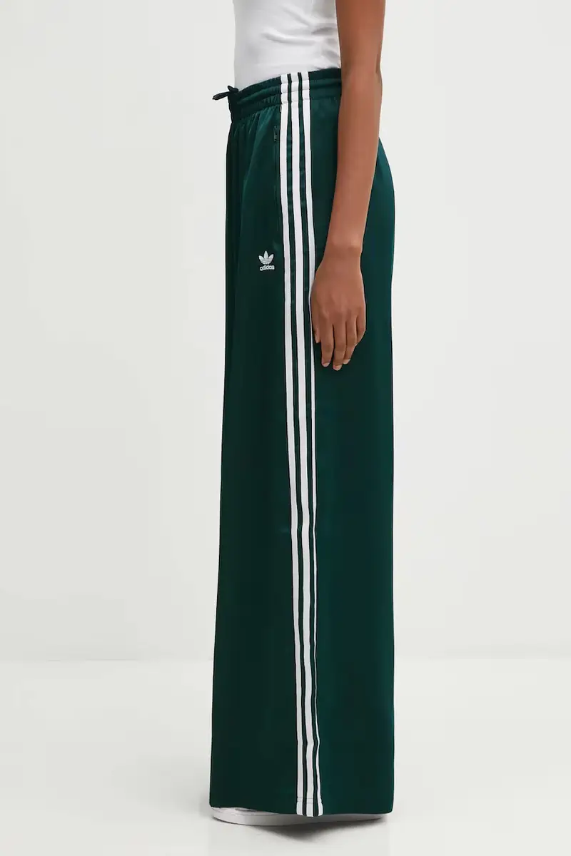 adidas Originals pantaloni tuta Satin Tp Wl donna colore verde con applicazione JV7511