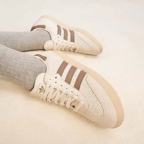 Adidas Scarpe da ginnastica da allenamento sportive traspiranti in mesh unisex originali ufficiali JI3185