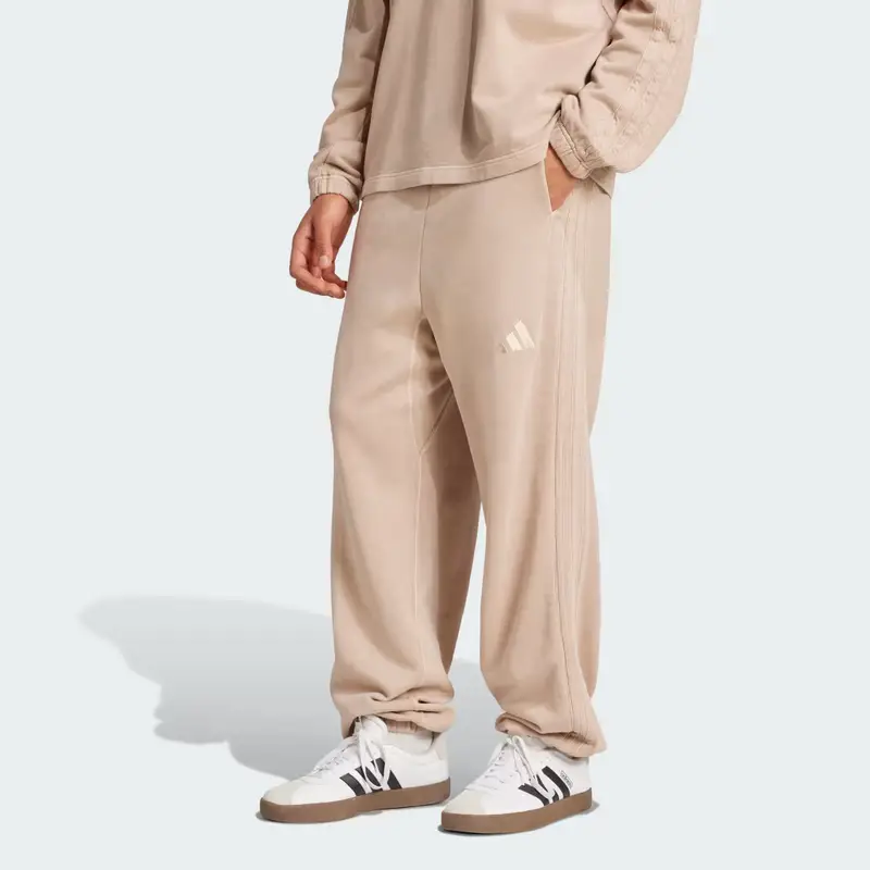 Adidas TUTTI GLI SZN Pantaloni larghi in French Terry lavato Warm Sandstone
