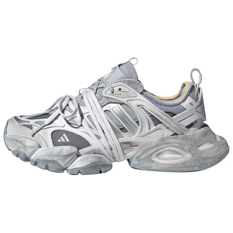 XLG Runner Deluxe Grigio Sneakers Unisex Argento-Metallizzato JR9633 40