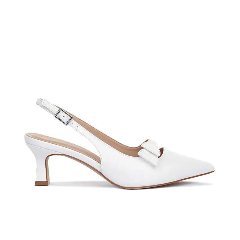 ALESYA Decolletè bianche slingback a punta con tacco basso e fiocchetto