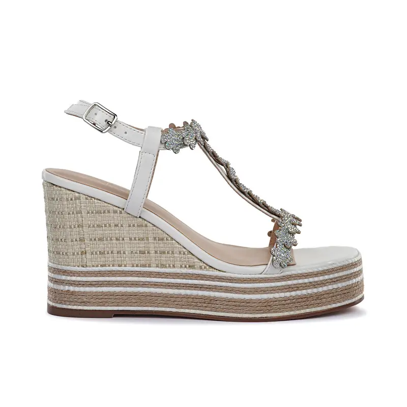 ALESYA Sandali bianchi da donna con zeppa effetto intrecciato e dettaglio fiori con strass