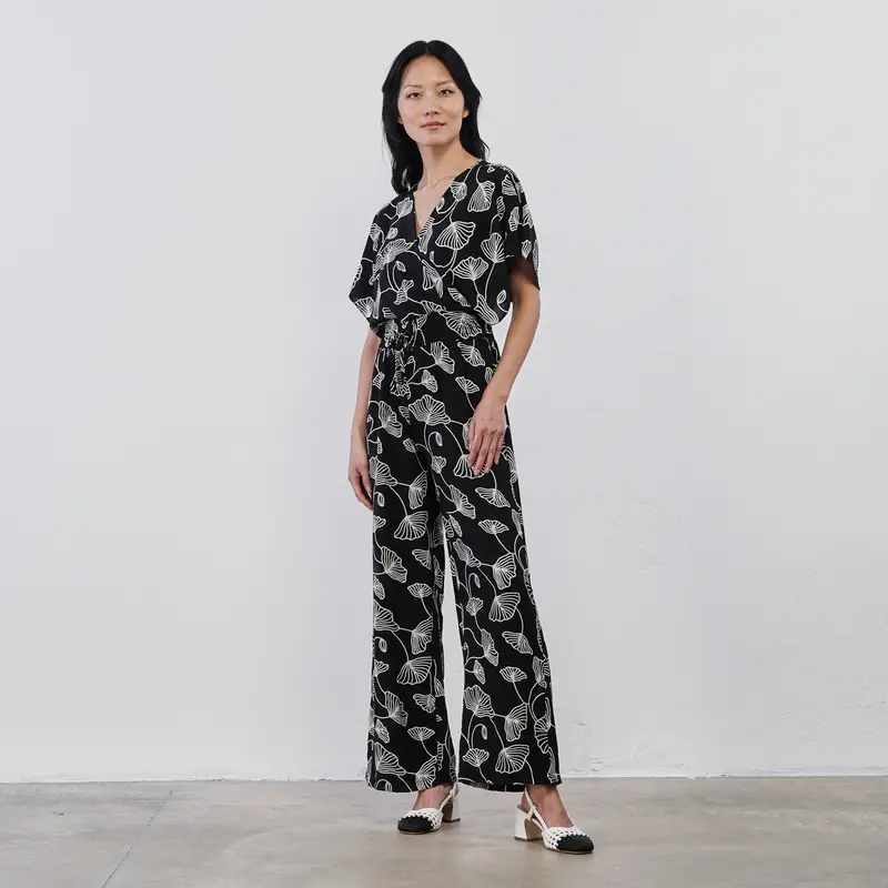 ALESYA Tuta nera da donna in fantasia floreale con fusciacca in vita