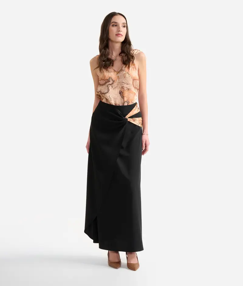 Alviero Martini Gonna lunga in cady con dettagli Geo Classic sul fianco Nera