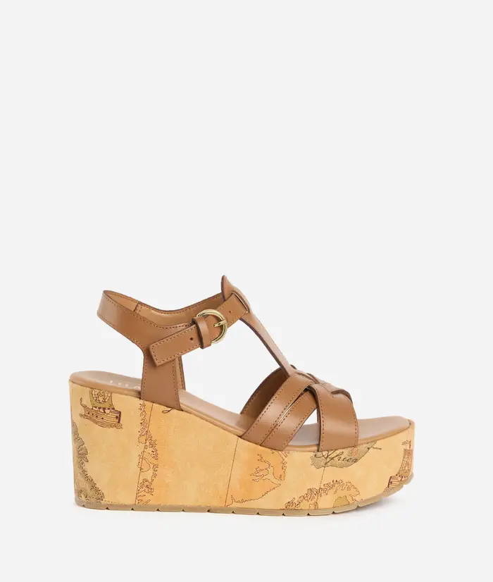 Sandali con zeppa alta in pelle liscia Cuoio