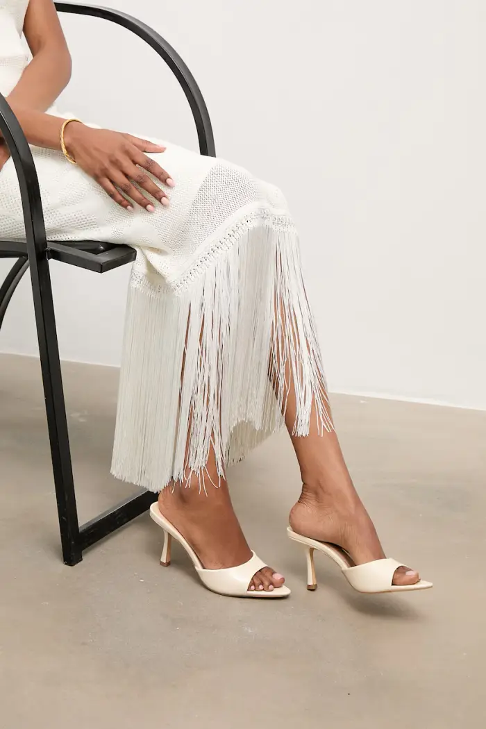 Answear LAB ciabatte slide su una spilla da donna Beige
