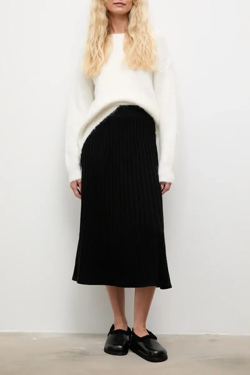 Answear.LAB gonna in cashemire colore nero