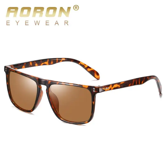 Occhiali da sole polarizzati alla moda da uomo Occhiali da sole classici Montatura per PC Occhiali con protezione UV per uomo