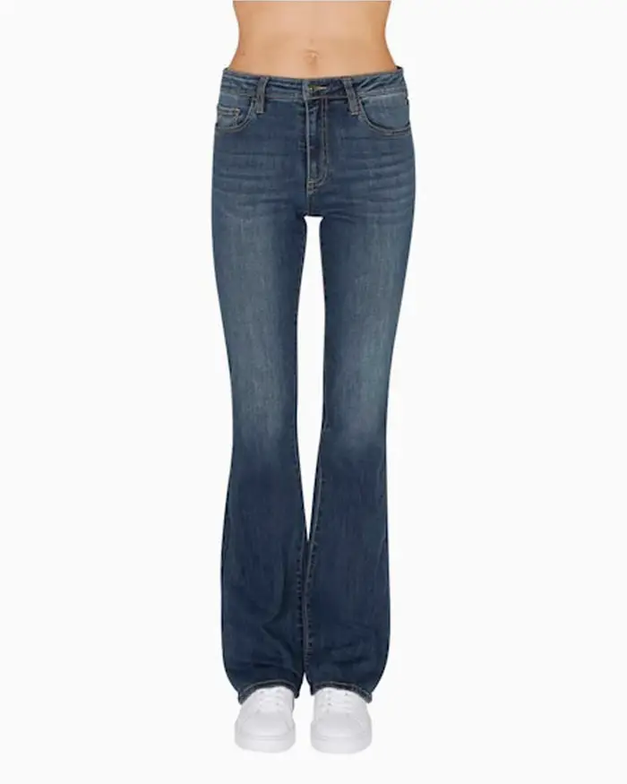 Jeans a zampa Armani Exchange lavaggio medio in misto cotone con logo ricamato