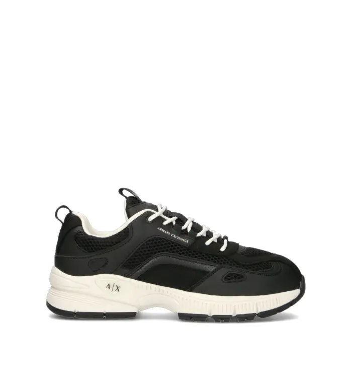 Sneaker uomo nera Vario