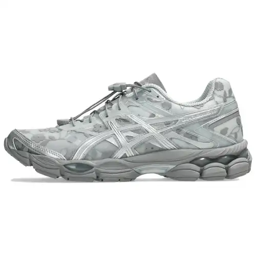 ASICS Cecilie Bahnsen x Gel Cumulus 16 Grigio Ghiaccio Argento Scarpe da Ginnastica da Uomo Argento Puro 1203A762-020 39 5