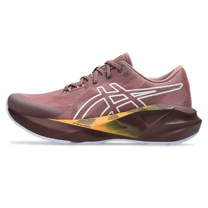 Novablast 5 Comode Versatili Resistenti Traspiranti Scarpe da Corsa Basse Sneaker Donna Marrone Rosso 1012B911-600 37