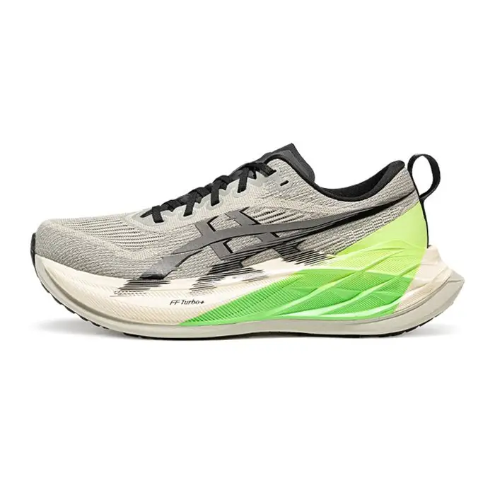 SUPERBLAST 2 Scarpe da Corsa Basse Reattive Unisex 1013A190-020 35 5