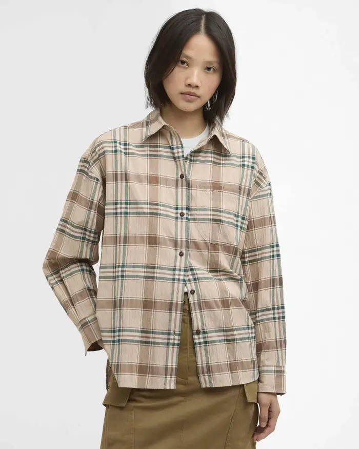 Barbour Camicia Rowane beige con toppa applicata sul fronte e motivo tartan