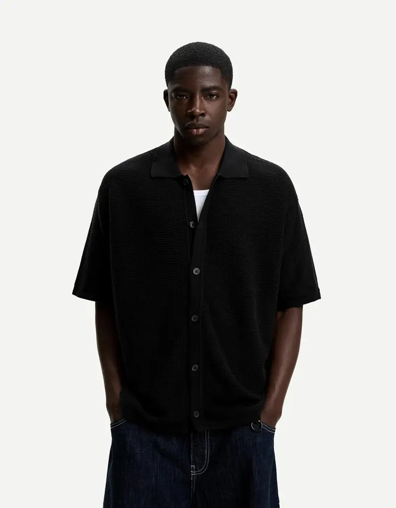 Bershka Camicia A Maniche Corte Struttura Uomo Nero