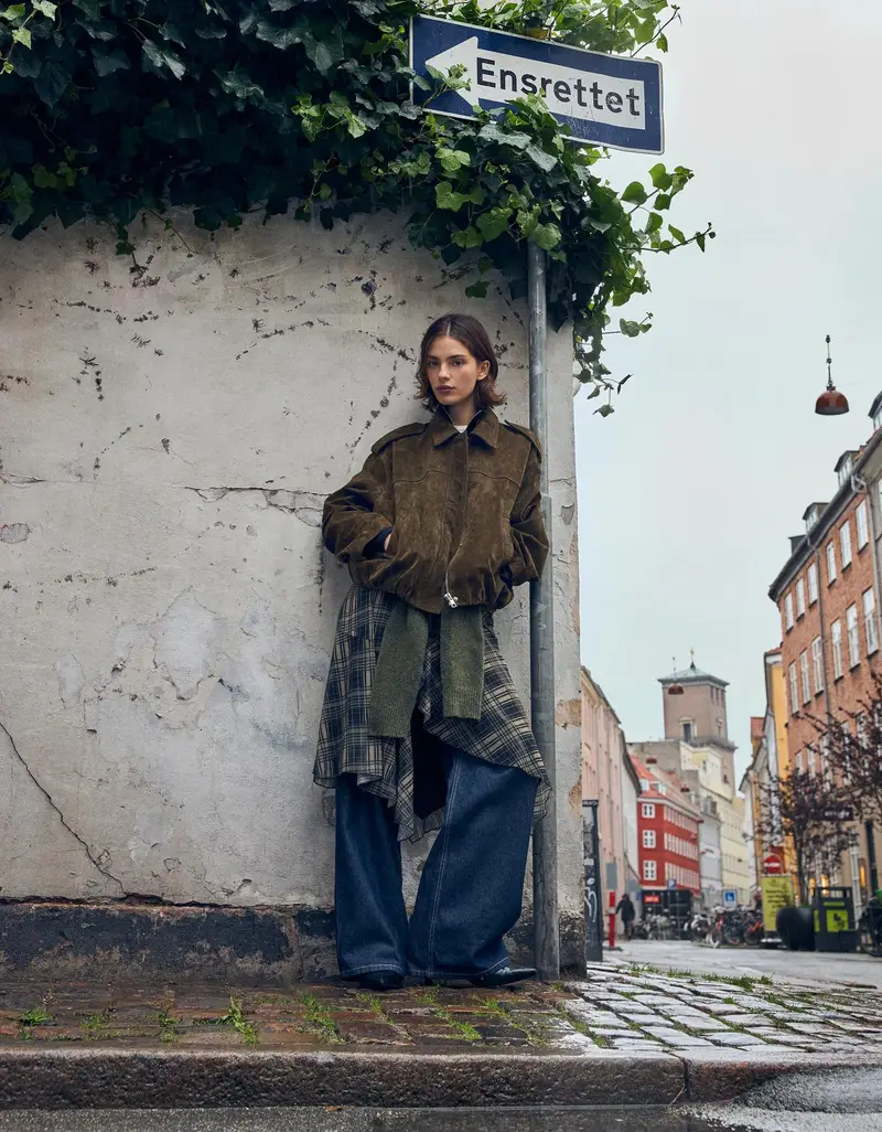 Bershka Giubbotto Effetto Camoscio Donna Kaki