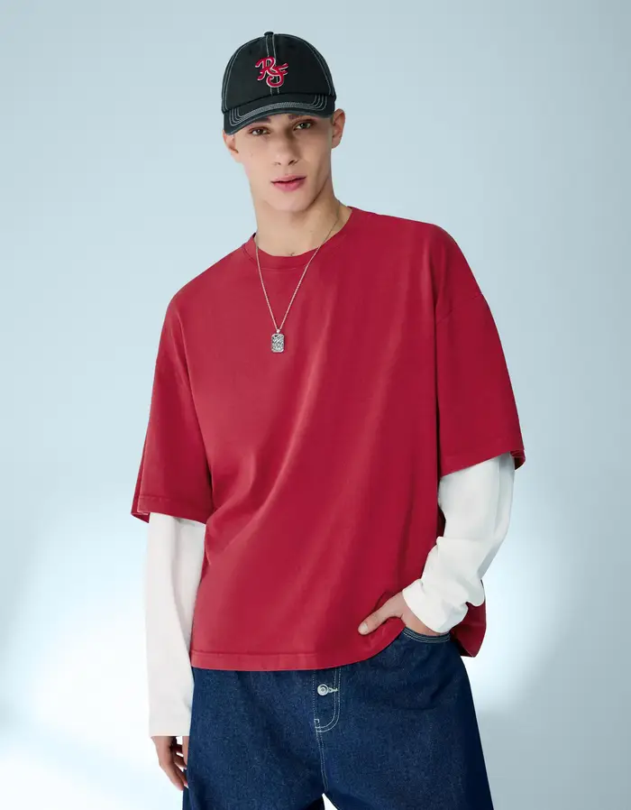 Bershka Maglietta A Doppia Manica Stampata Uomo Rosso