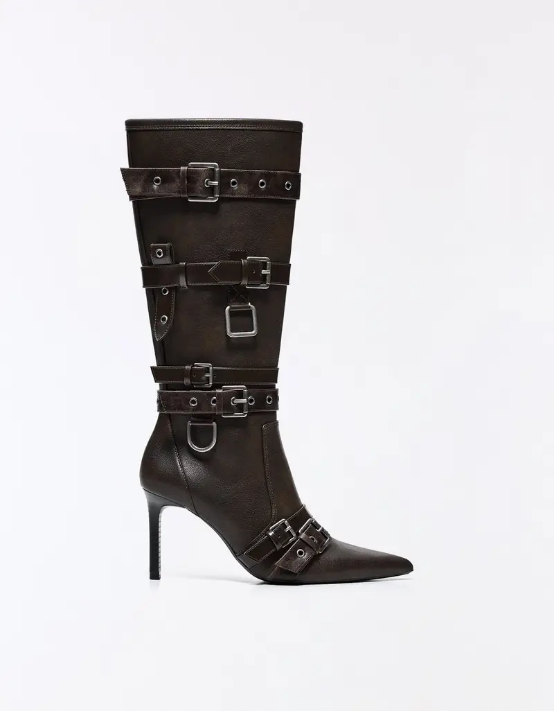 Bershka Stivali con tacco Donna Marrone 4206431