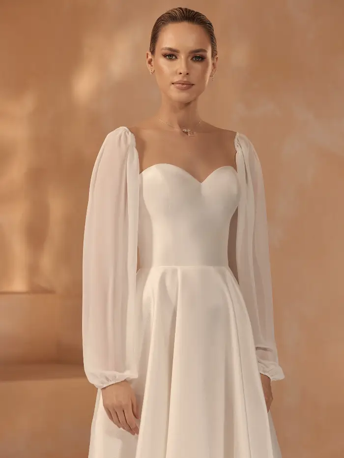 Bianco Evento R001 Maniche in tulle | Maat Ivory