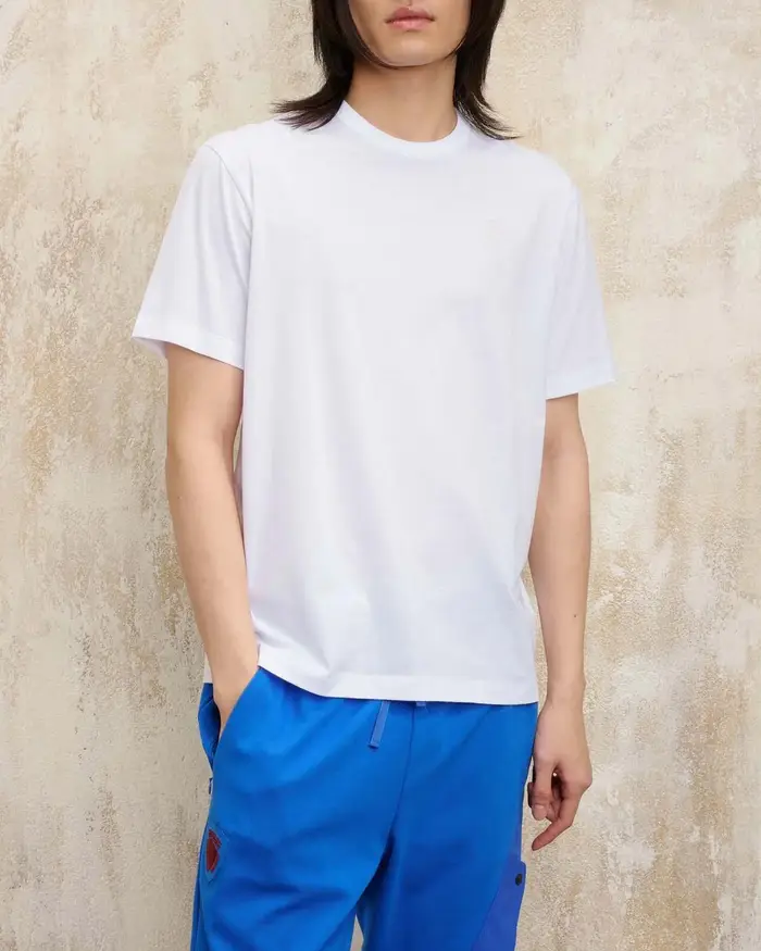 T-shirt bianca Blauer mezza manica con logo scudetto in tono sul petto