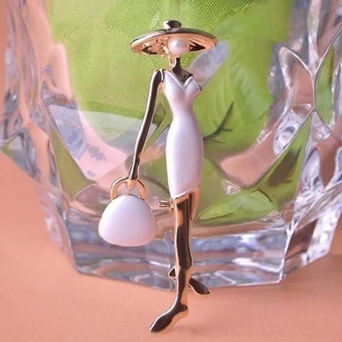 Fashion Red Paris Spille per ragazze Borsa smaltata color oro Spilla da donna per accessori sciarpa