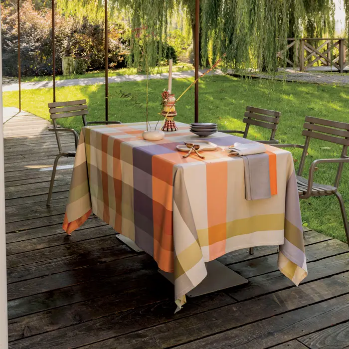 Bossi Tovaglia quadrata per 8 persone in cotone a fantasia tartan multicolor