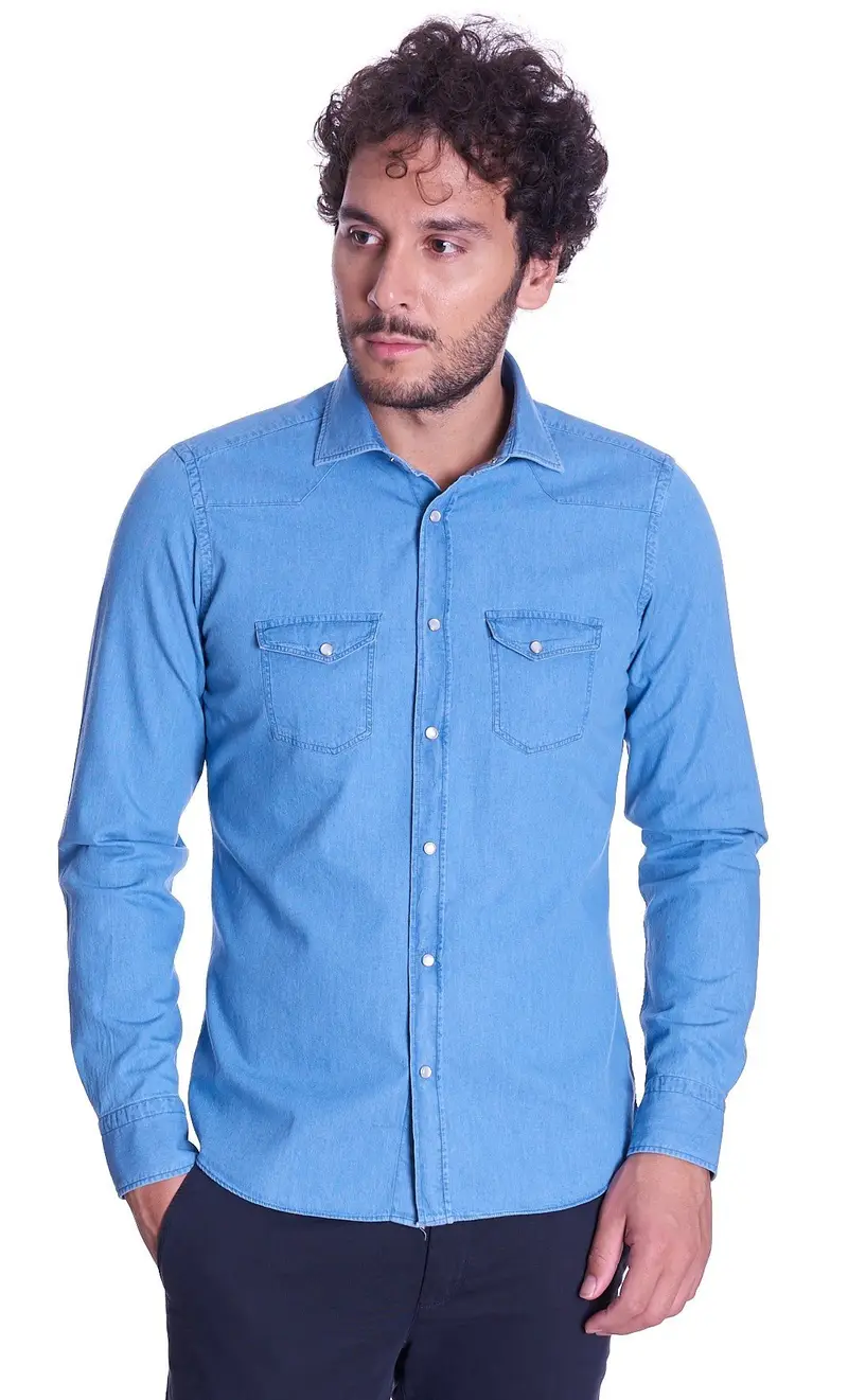 Brancaccio Camicia in denim slim fit, colore azzurro