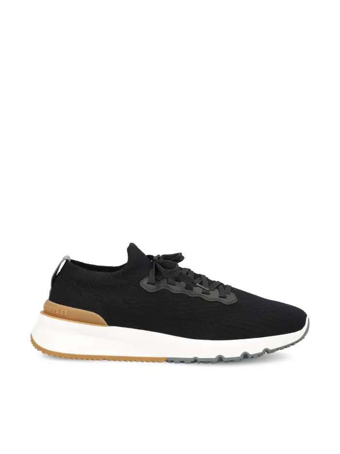 Sneakers realizzate in maglia NERO