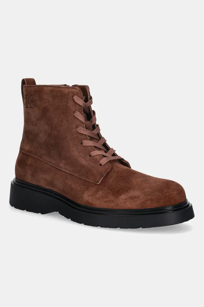 Calvin Klein scarpe in camoscio COMBAT ESS LACE UP ZIP BOOT SU uomo colore marrone YM0YM01371
