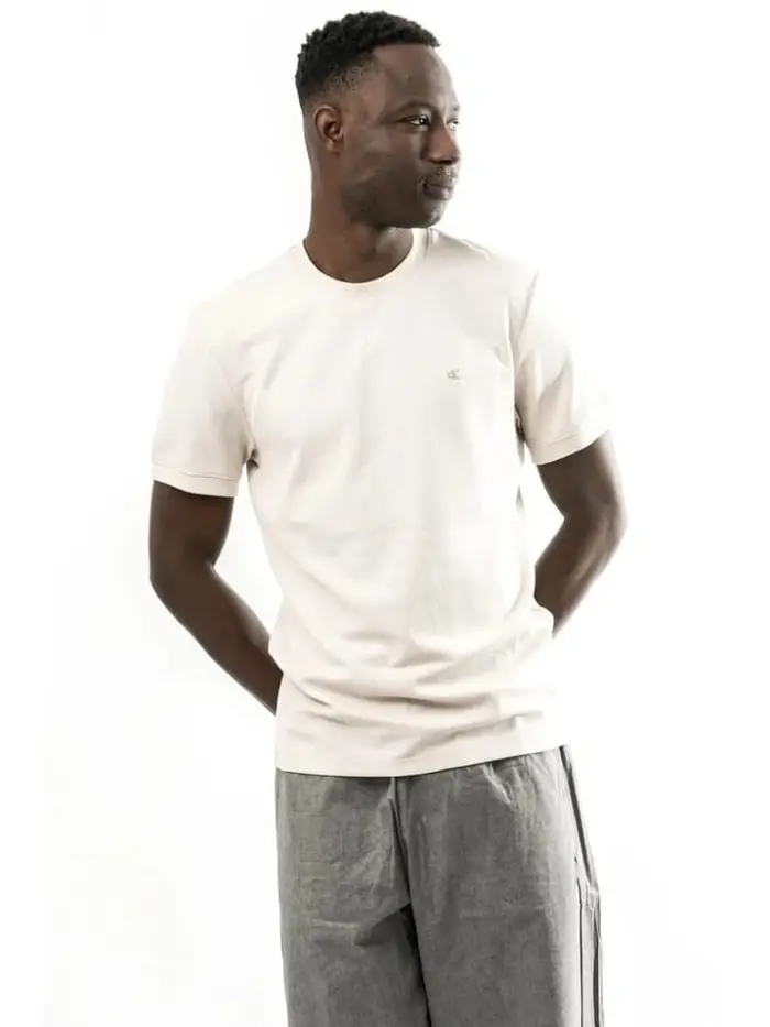 t-shirt uomo a maniche corte bianca con micrologo