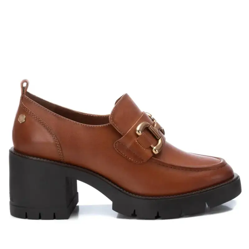 Carmela Mocassini con tacco dettaglio decorativo in metallo in pelle da donna Marron