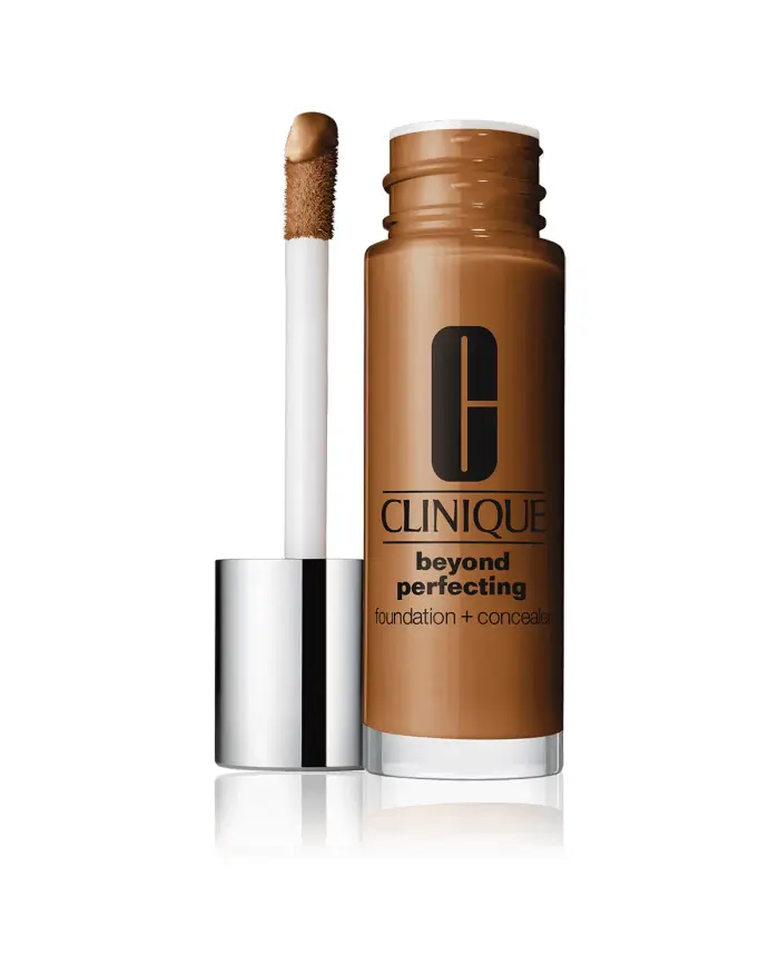 Clinique Beyond Perfecting, senza parabeni, finitura opaca, fondotinta liquido e correttore 2 in 1 28 Clove 30 ml