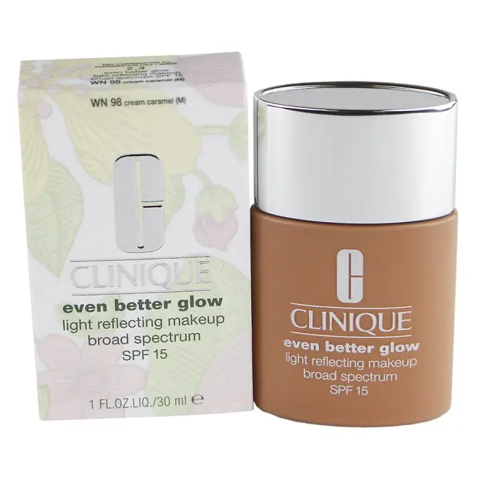 Clinique Fondotinta liquido riflettente Even Better Glow WN 98 Cream Caramel SPF 15 30 ml