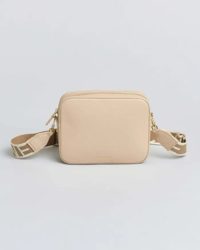 Coccinelle Borsa a tracolla Tebe in pelle beige double-face con tracolla removibile in tessuto
