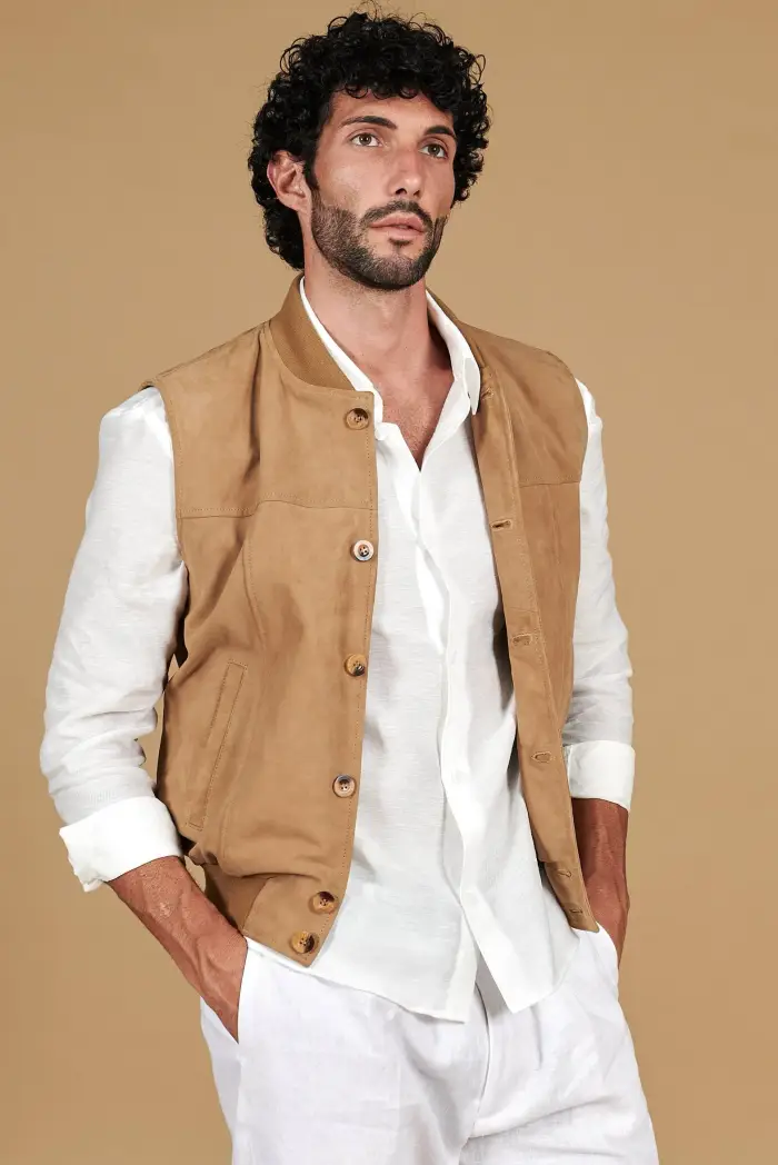 D Arienzo Gilet in pelle camoscio color beige con bottoni, Seleziona Beige