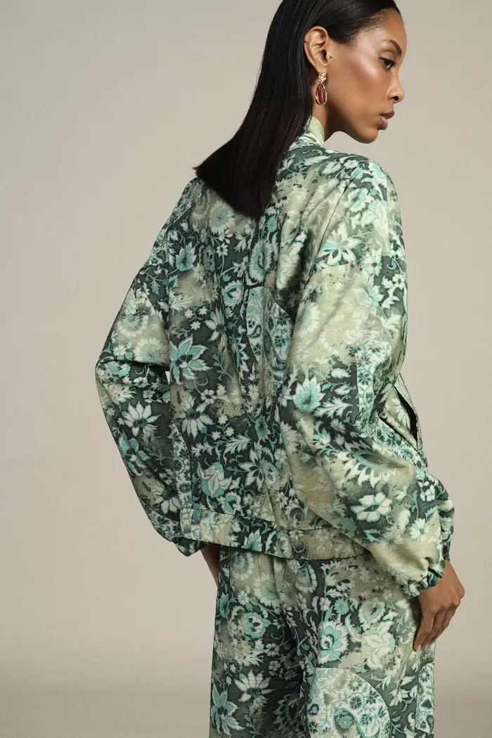 Bomber con chiusura a gemelli e fantasia floreale miniatura 3