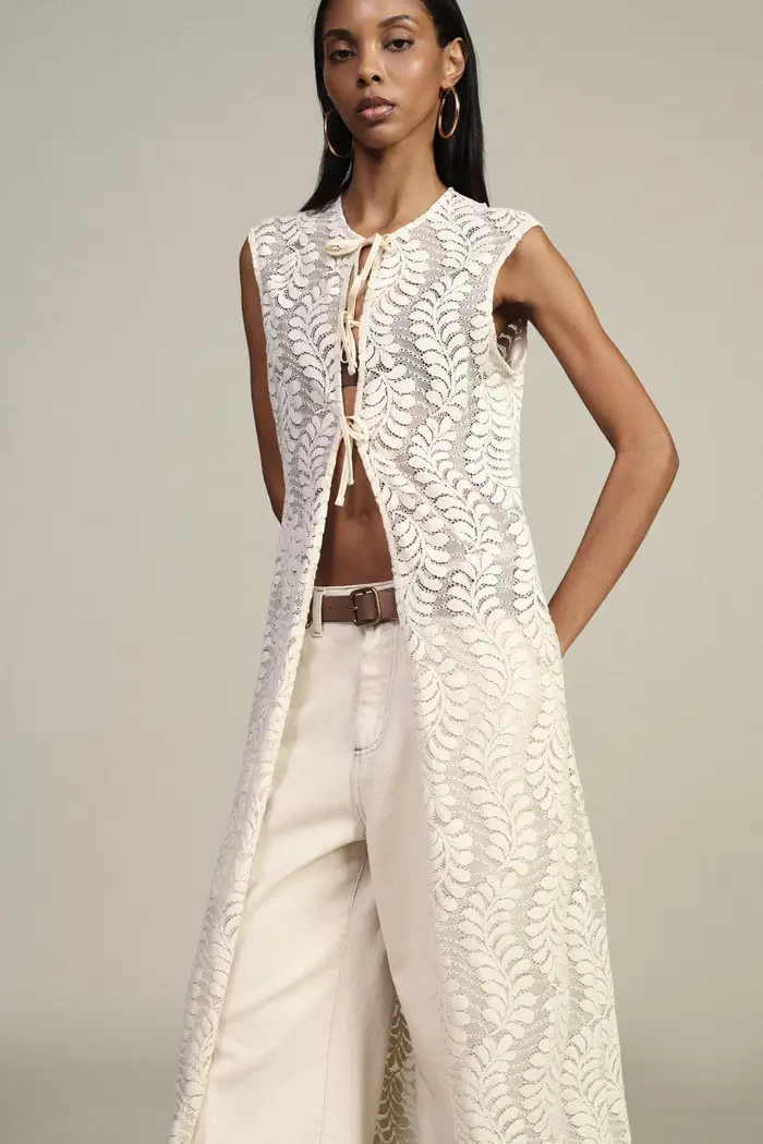 Gilet lungo traforato senza maniche con allacciatura miniatura 4