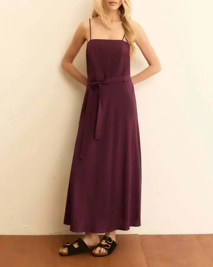 Emme Marella Abito lungo color prugna in misto viscosa e lino con cintura in vita e spalline sottili