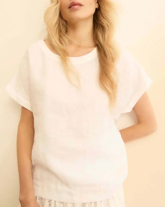 Emme Marella Blusa bianca in lino lavato con maniche a kimono corte e scollo a barchetta