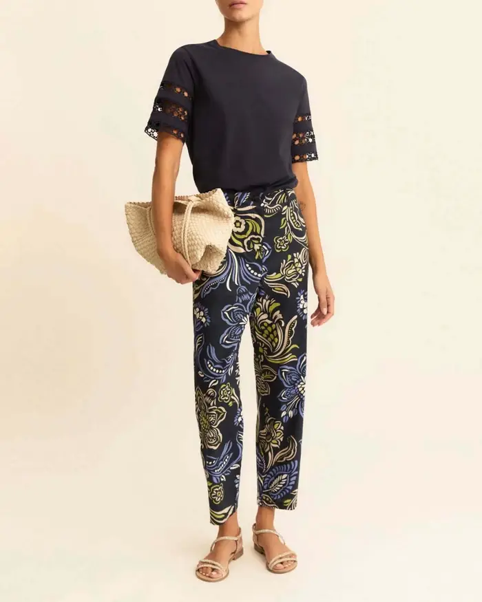 Emme Marella Pantaloni chino blu in popeline stretch stampa floreale con baschina posteriore