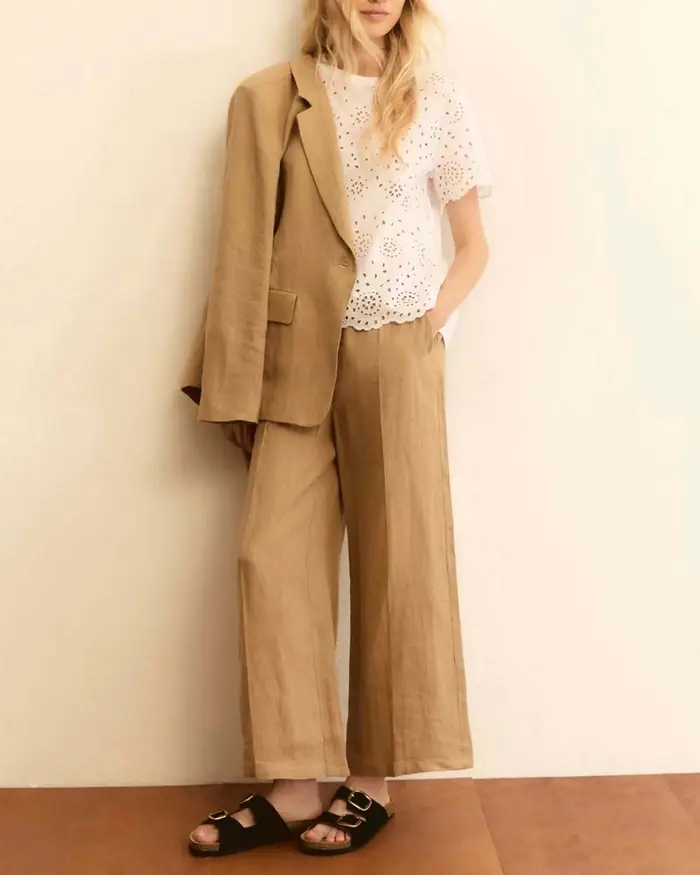 Emme Marella T-shirt girocollo bianca in sangallo di cotone con retro in jersey e bordi smerlati