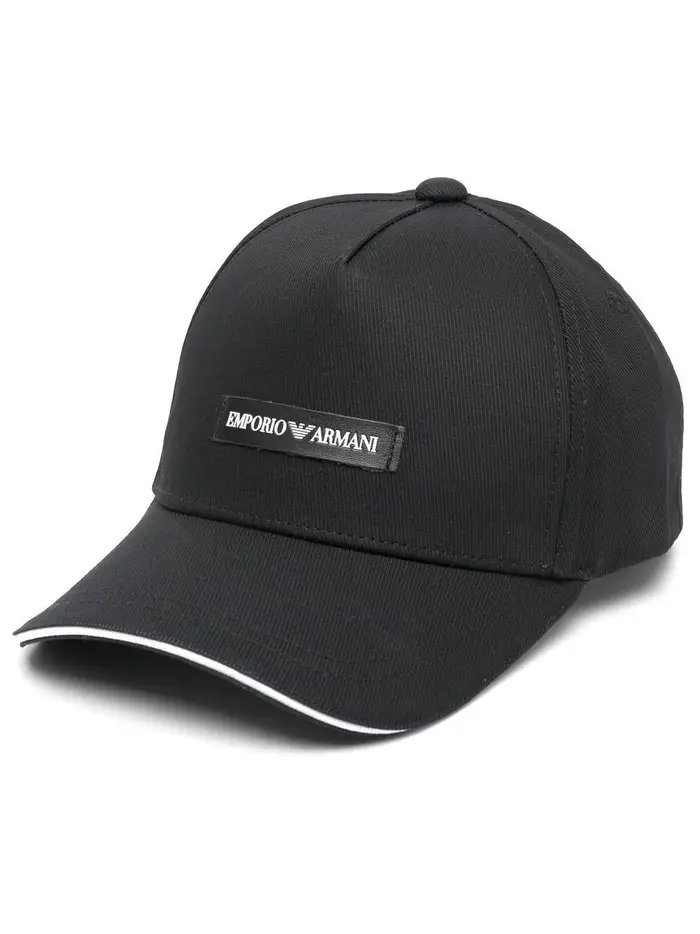 Emporio Armani Cappello nero con toppa logo ricamata
