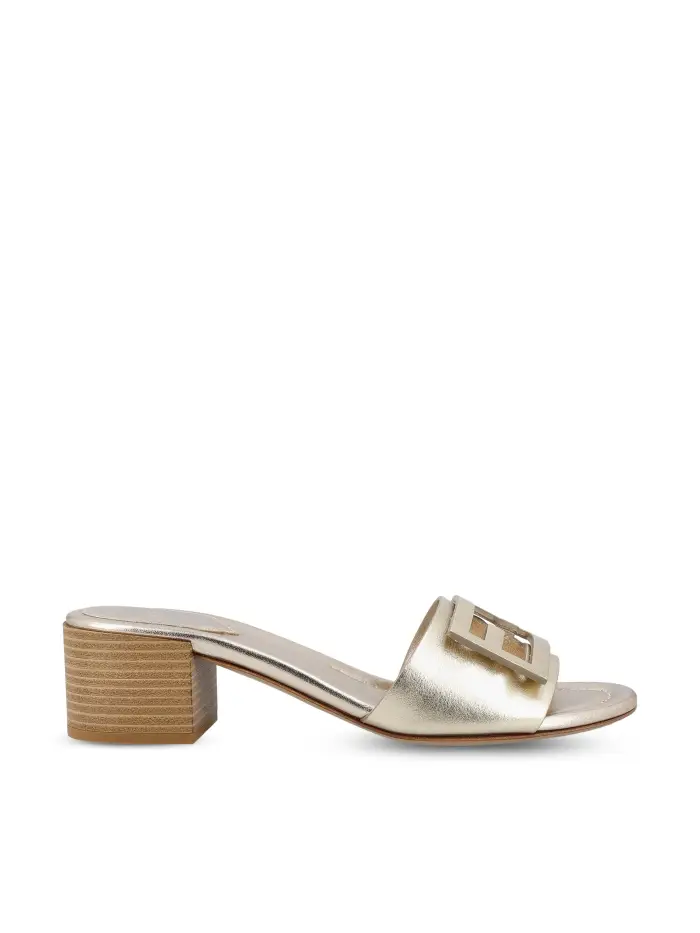 FENDI Slide Baguette In Pelle ORO