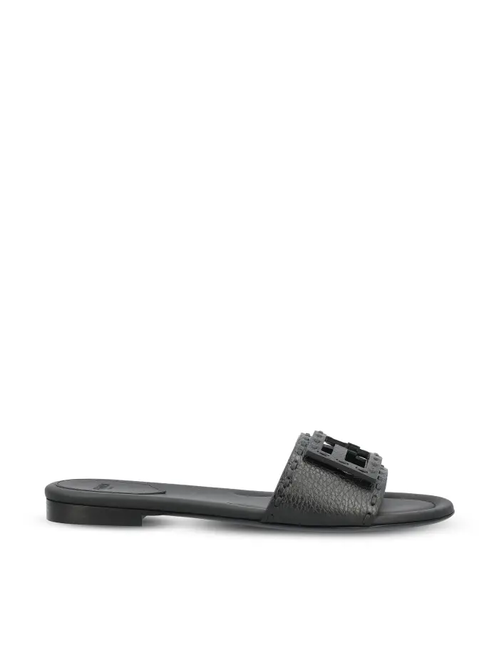 Slide realizzate in pelle NERO