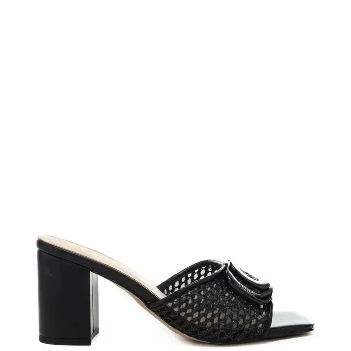 Ferre scarpe da donna con fascia in tessuto intrecciato nere