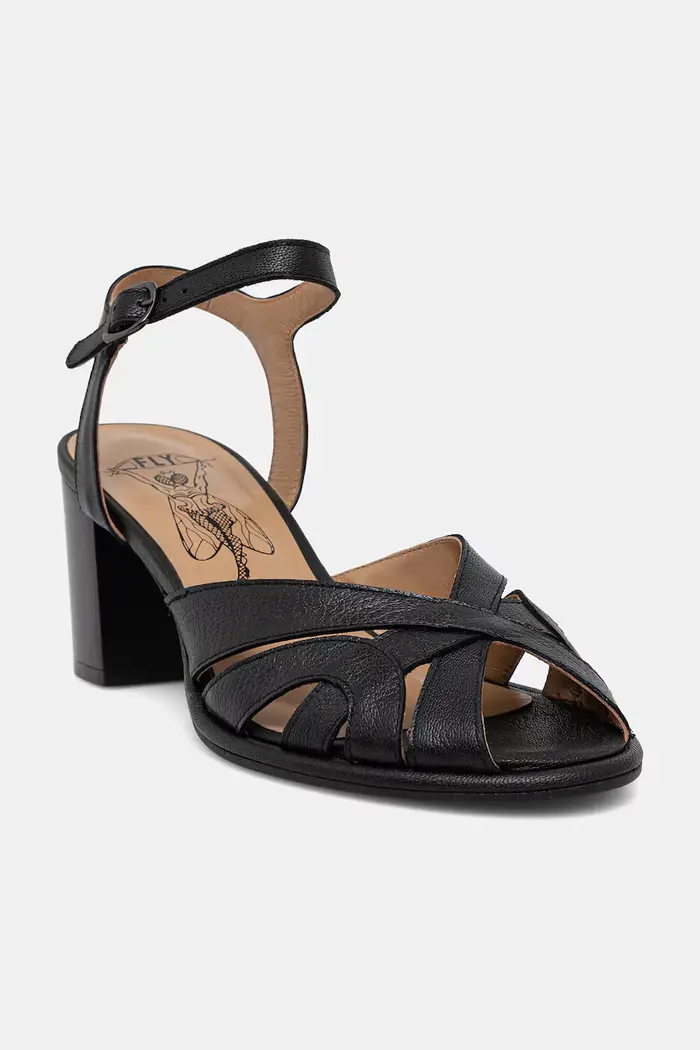 Fly London sandali su tacco basso in pelle MEBU450FLY Nero