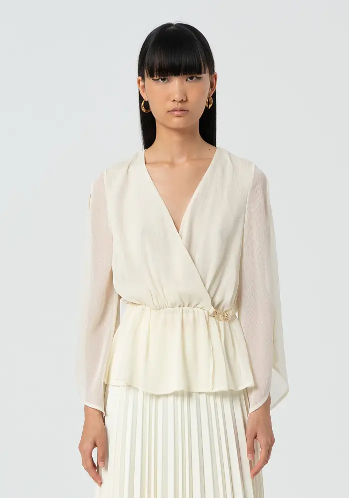 Blusa regular in georgette con lurex