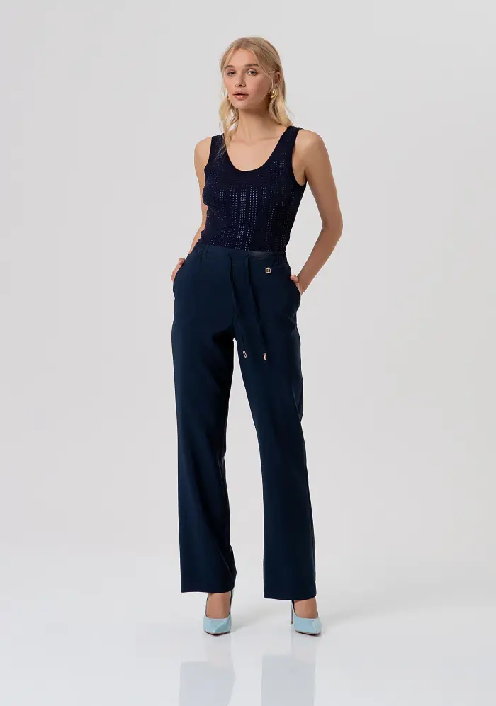 Pantalone regular con coulisse in vita